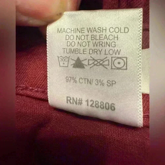 Aphrodite distressed flare leg with raw hem high waisted jeans in burgundy Junio - Picture 9 of 9